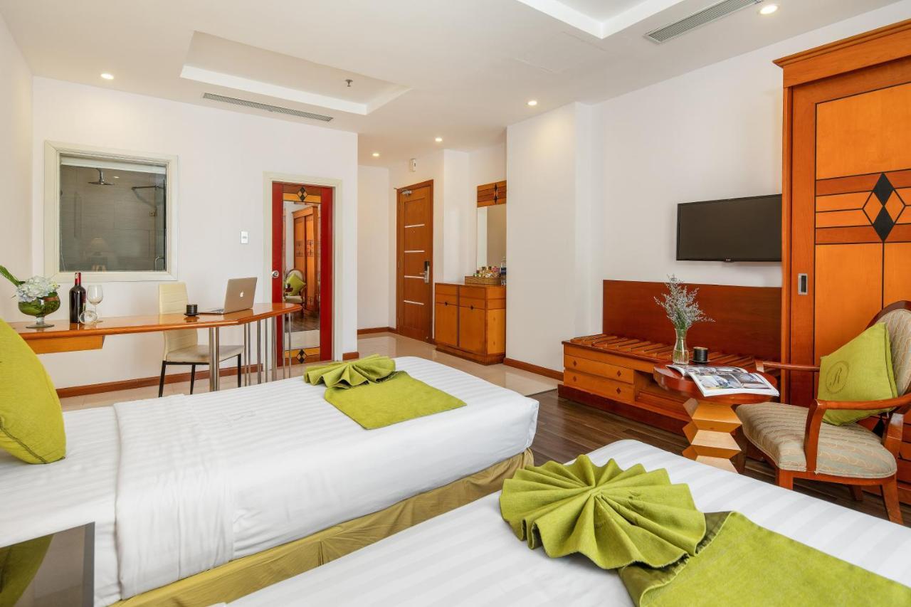 Richico Luxury Apartel Ocean Aparthotel Da Nang Bagian luar foto