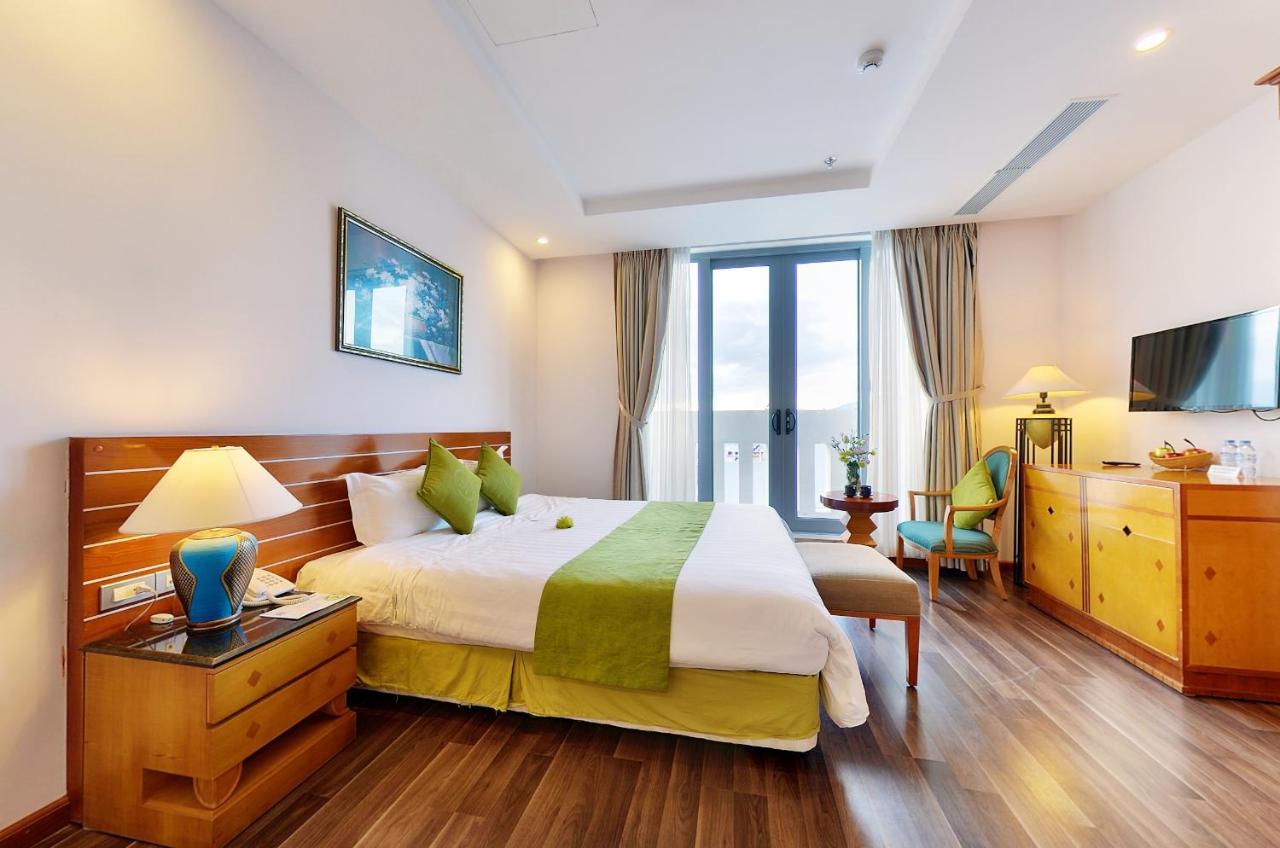 Richico Luxury Apartel Ocean Aparthotel Da Nang Bagian luar foto