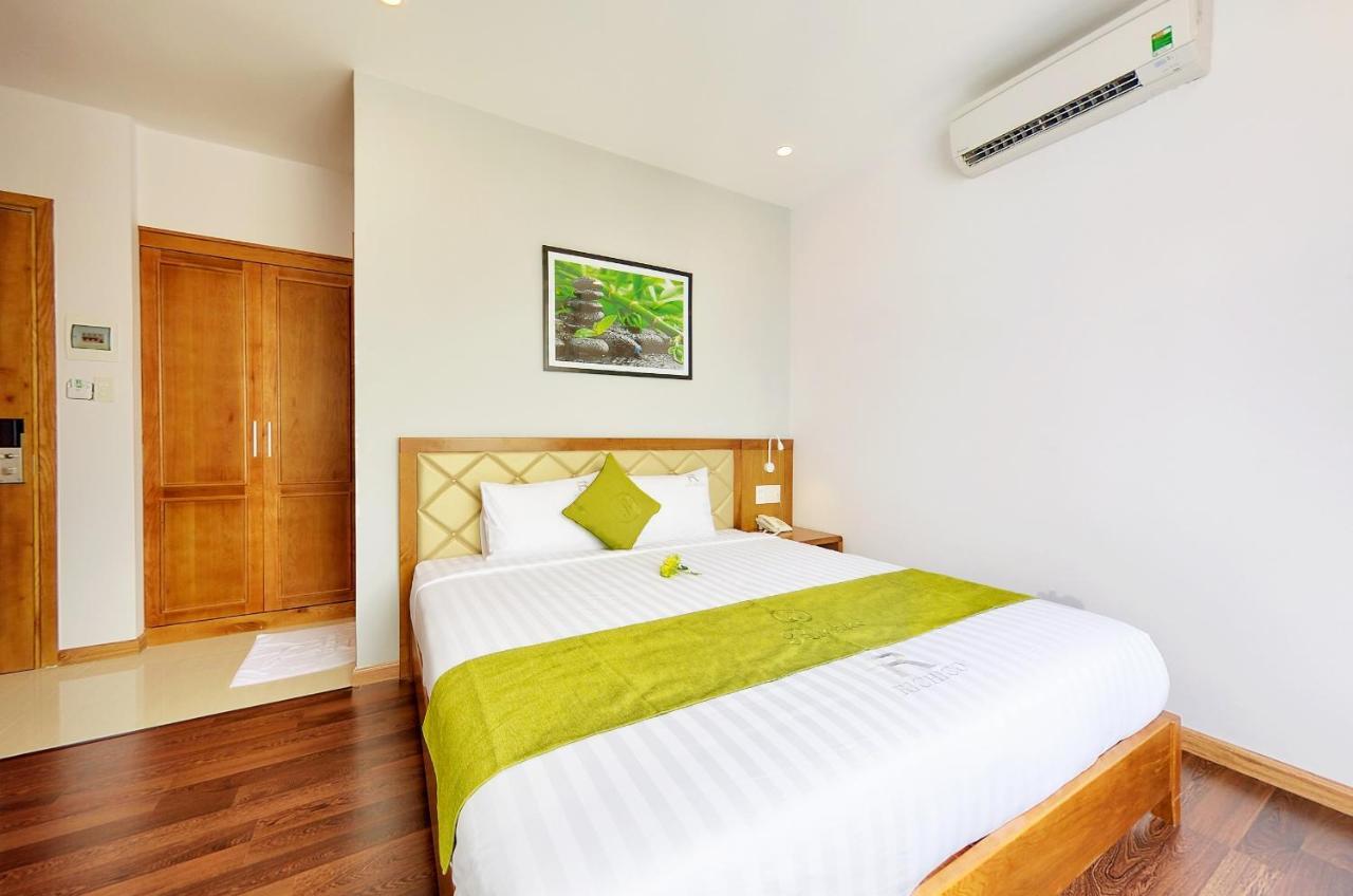 Richico Luxury Apartel Ocean Da Nang Bagian luar foto